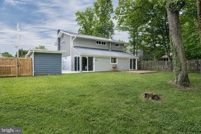 Building Photo - 13802 Marianna Dr