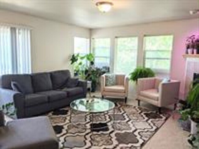 Foto del edificio - This Great Condo is a Must See!