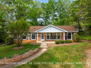 Building Photo - 102 W Fox Chase Rd