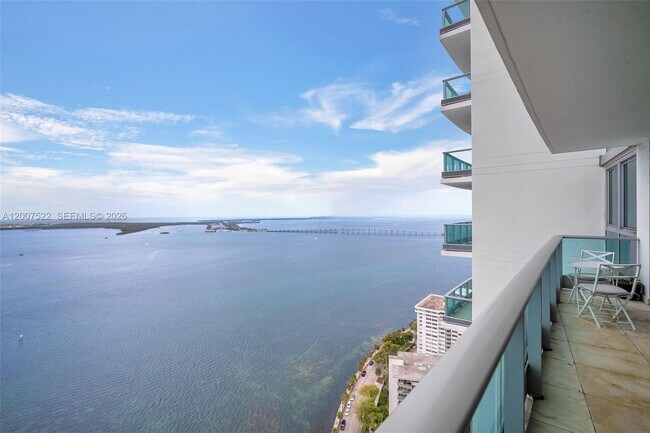 Foto del edificio - 1331 Brickell Bay Dr
