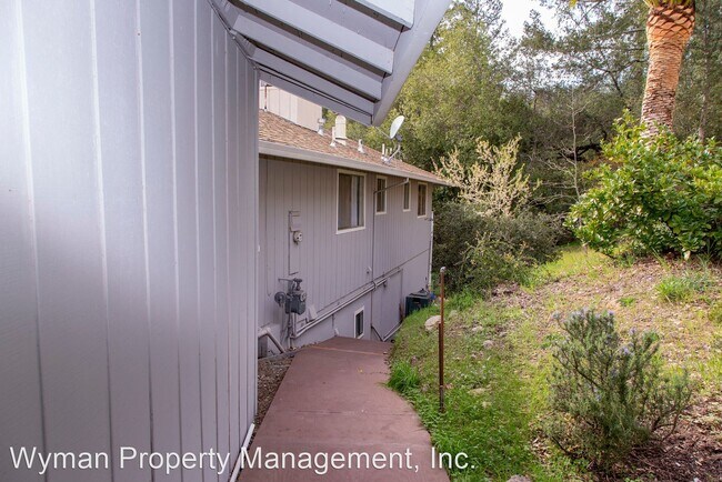Building Photo - 1 br, 1 bath House - 536 Linda Falls Terrace