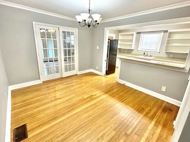 Foto del edificio - Open House, Wednesday, May 21, 2025 1 PM t...