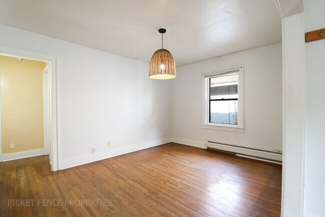 Building Photo - Beautiful Historic Two Bedroom Home