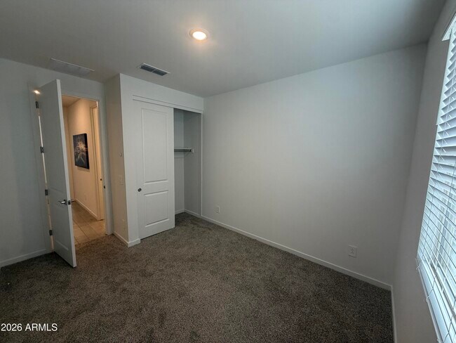 Foto del edificio - 17410 W Eva St