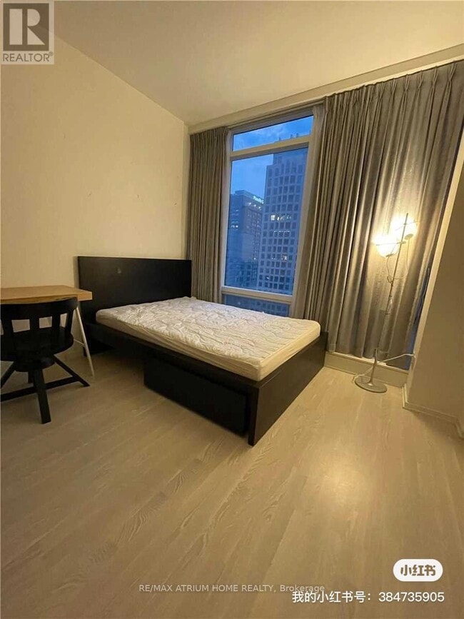 Building Photo - 1 Bloor St E