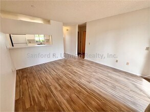 Building Photo - 94-543-543 Lumiaina St