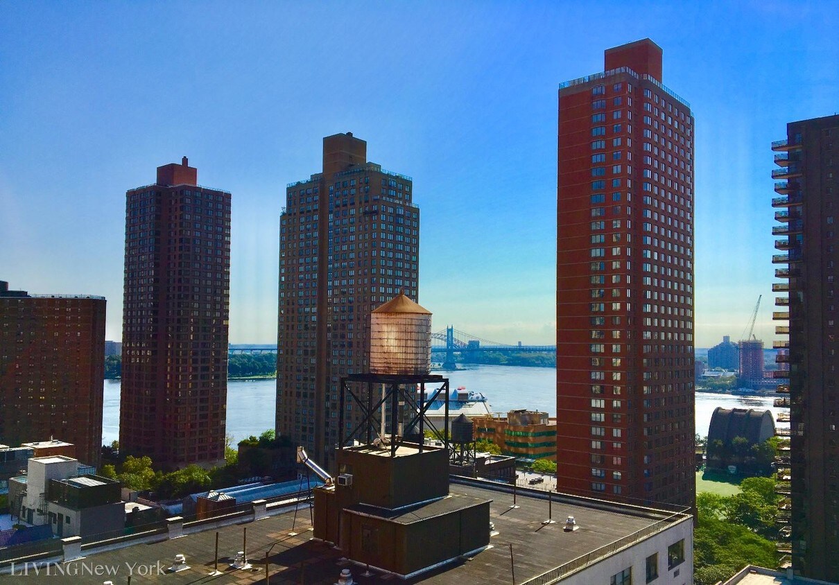 Foto principal - 401 E 89th St