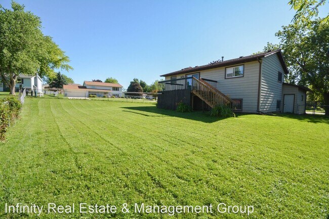Building Photo - 4 br, 2 bath House - 3703 Willow Heights D...