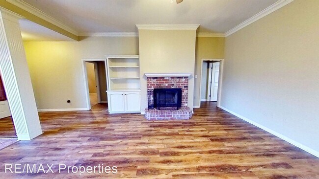 Foto del edificio - 3 br, 2 bath House - 14371 Whispering Oaks Dr