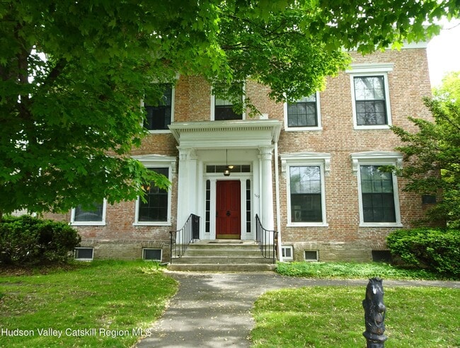 Building Photo - 549 NY-23B