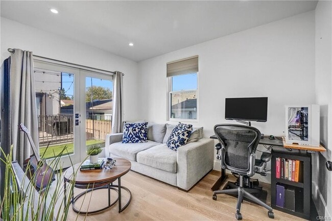 Foto del edificio - 18228 Grevillea Ave