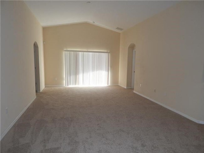 Building Photo - 3722 Hampton Hills Dr