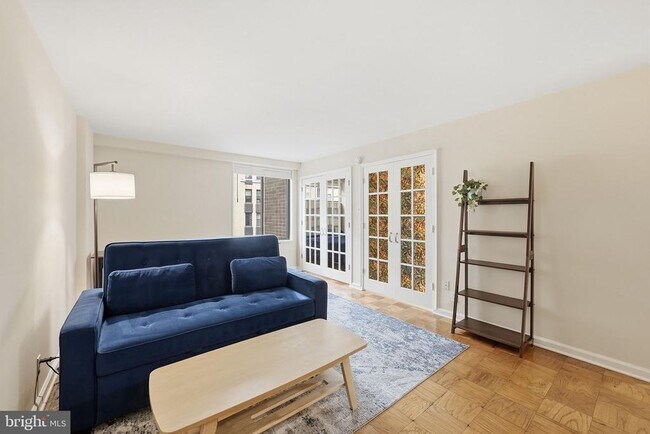 Foto del edificio - 1420 N St NW