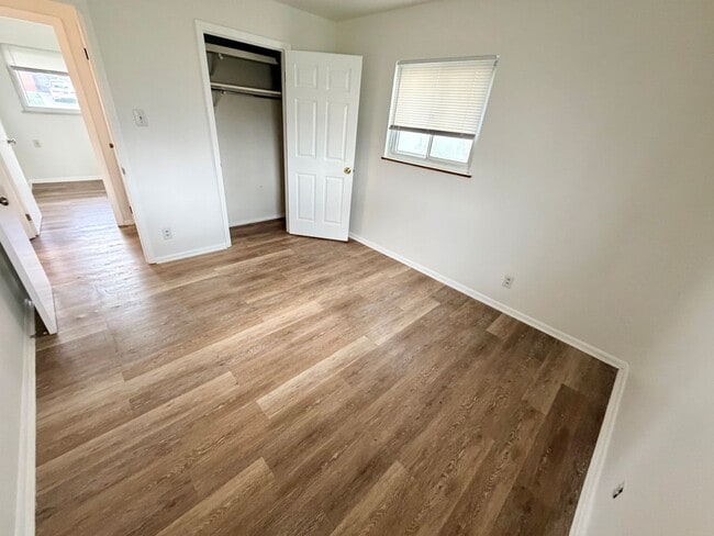 Photo - 204 Mandalay Rd House