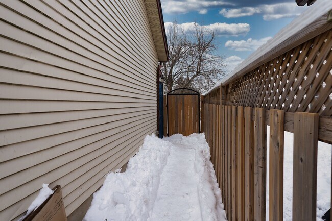 Building Photo - Stylish 2 Bedroom Basement Suite – All Utilities & Parking Included – $2,049/month