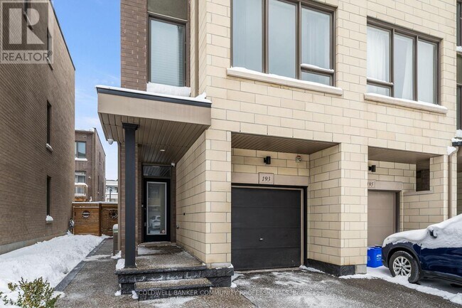 Photo du bâtiment - 193 Huguenot Rd