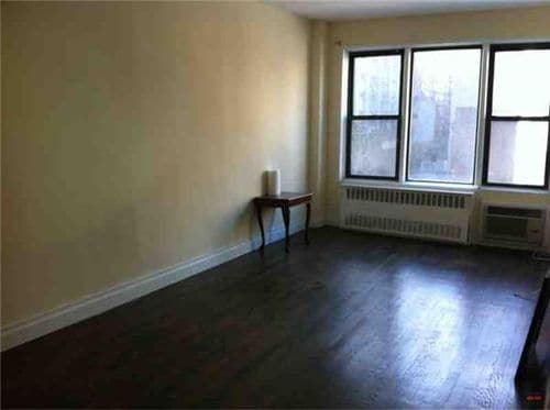 Primary Photo - 1356 1st Ave