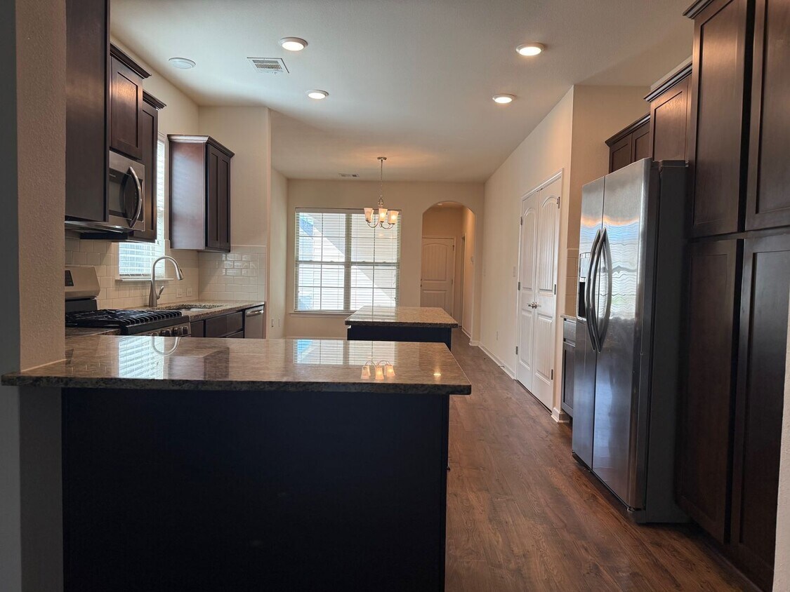 Foto principal - 7636 W Pelican Lks Ave