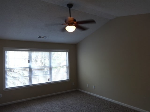 Foto del edificio - 2523 Davenham Ln