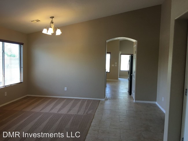 Building Photo - 3 br, 2 bath House - 2266 W. Quick Draw Way