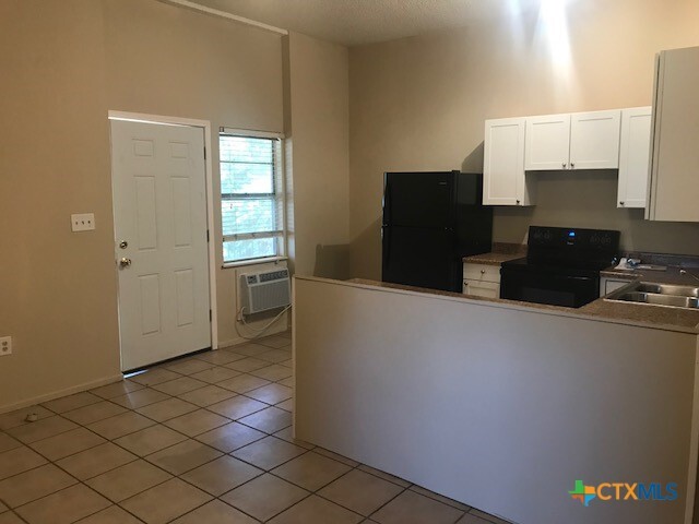 Building Photo - 1410 Marlton St