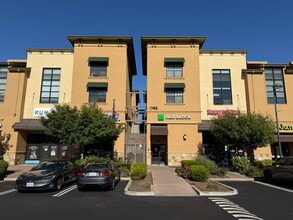 Building Photo - 1765 E Bayshore Rd