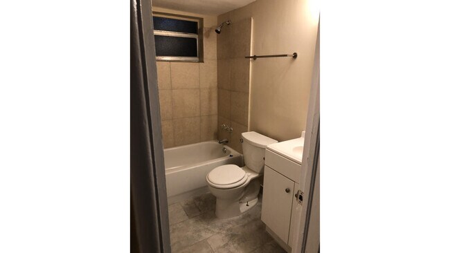 Foto del edificio - 2760 SW 2nd St