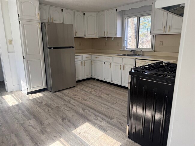 Foto del edificio - 12 Lincoln Pl