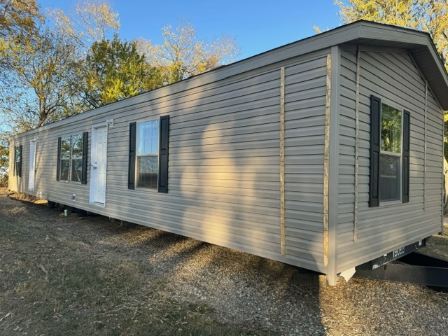 Primary Photo - 414 Abens Ave