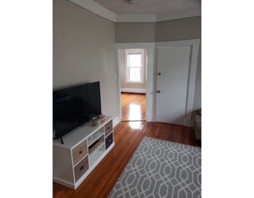 Foto del edificio - 50 Maverick St