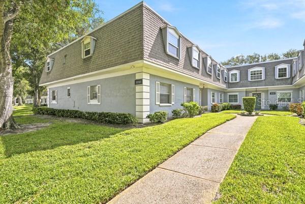 Foto del edificio - 1717 Belleair Forest Dr