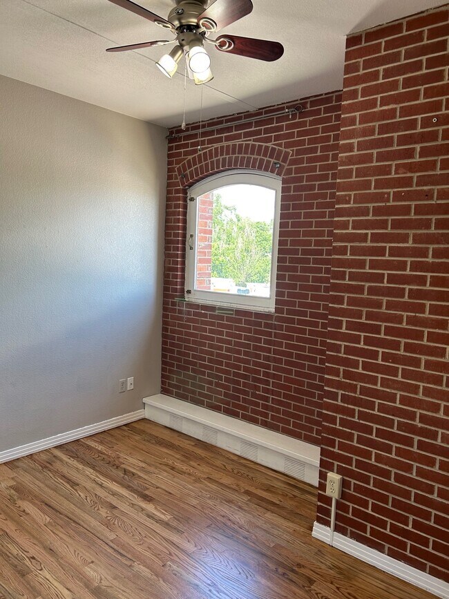 Building Photo - 1701 S Tejon St