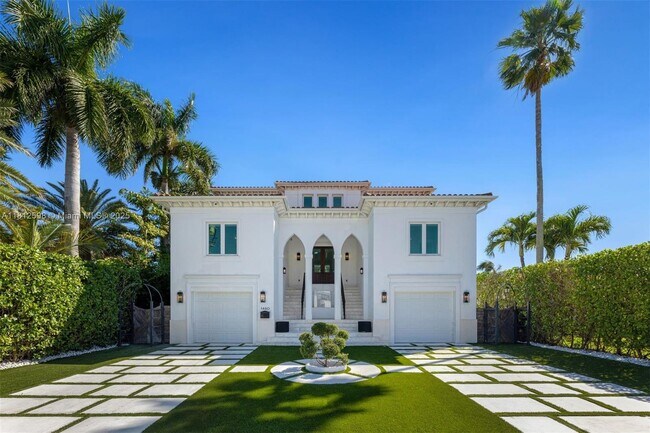 Building Photo - 1460 S Treasure Dr