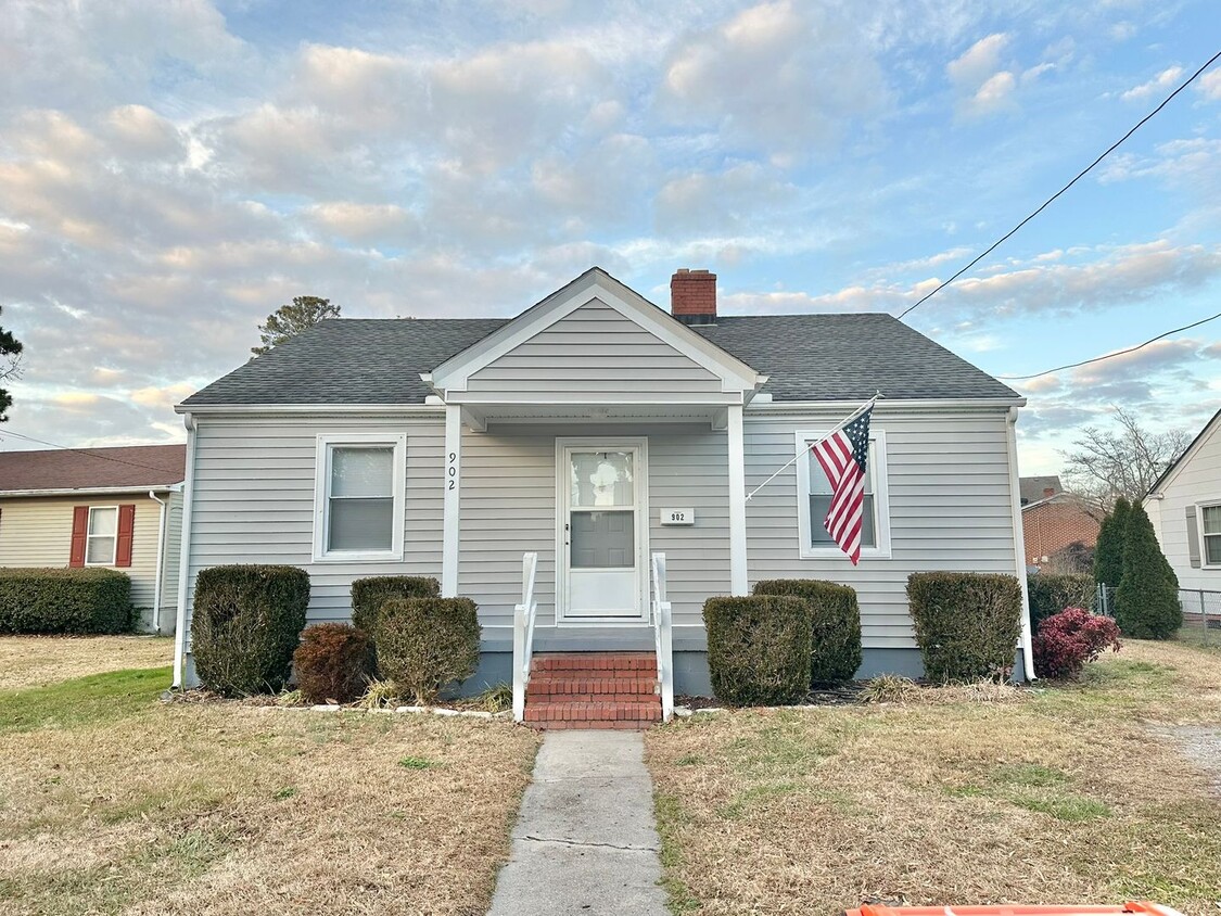 Foto principal - 902 Baxter St