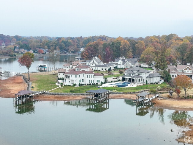 Lake Norman has shoreline in 5 different counties, including the town of Mooresville.
