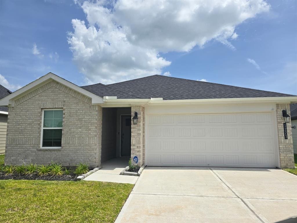 Primary Photo - 1223 Via Sacra Dr