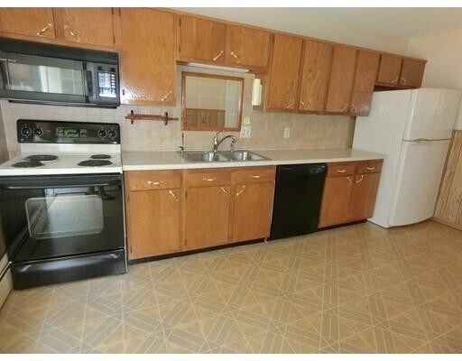 Primary Photo - 127 Litchfield Pines Dr