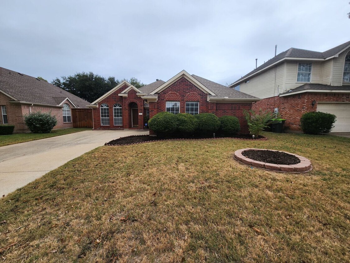 Foto principal - Ready for immediate move in!
