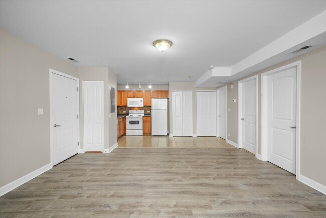 Foto del edificio - 3423 Ridgeland-101
