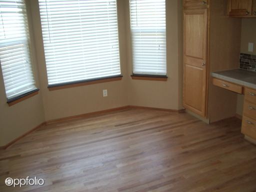 Building Photo - 10297 Song Sparrow Ln