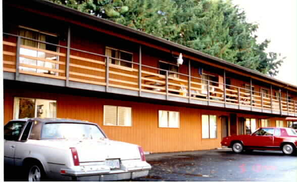 Primary Photo - 139 NW Jackson St