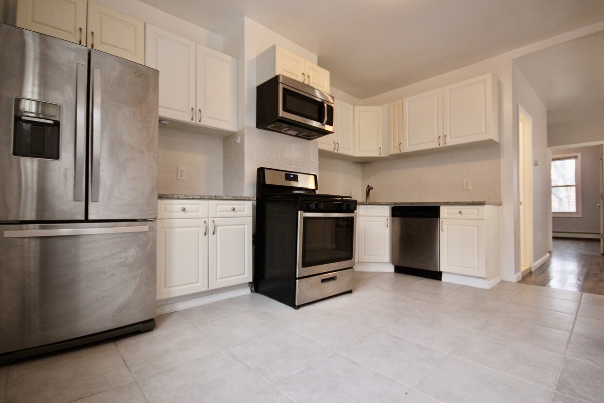 Primary Photo - 12 Terrace Ave