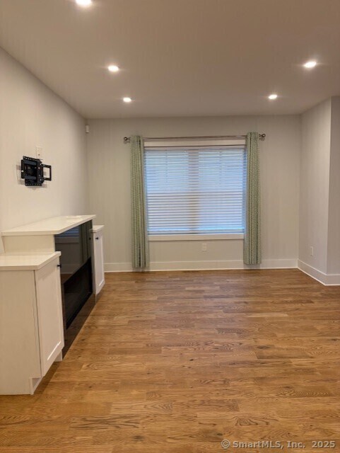 Building Photo - 1 Howard Ave