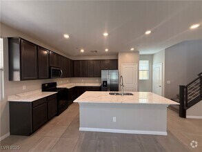 Building Photo - 2842 Mincio St