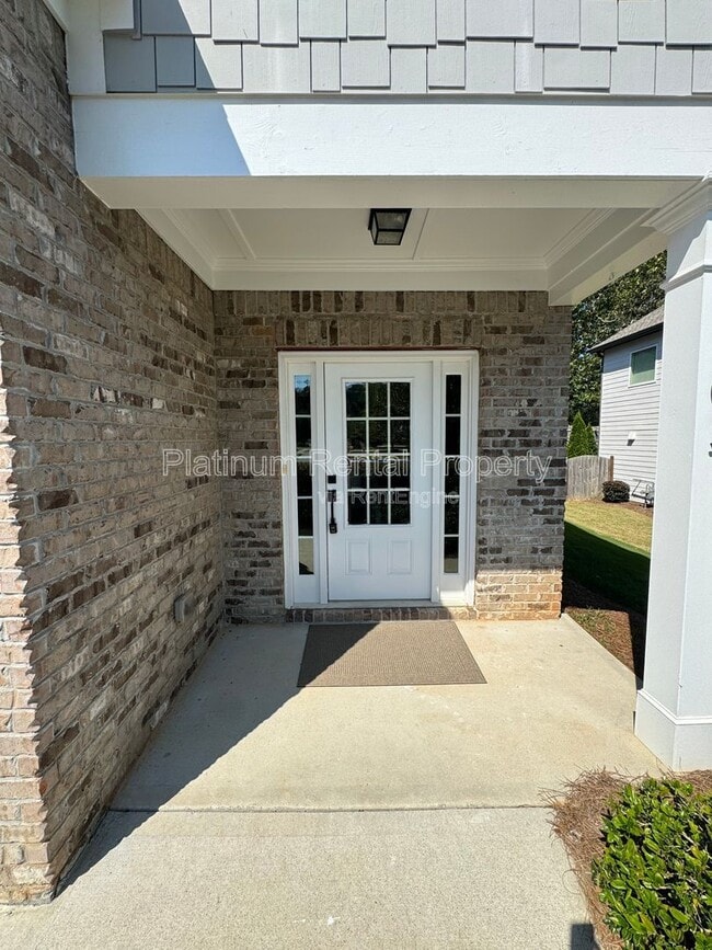 Building Photo - 4305 Huron Dr