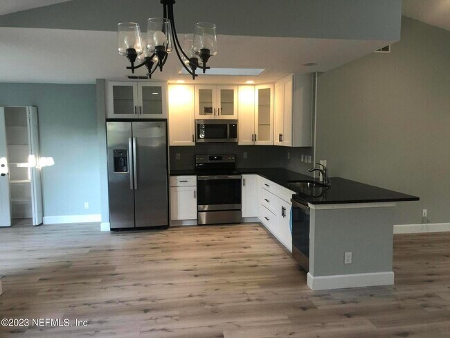 Foto del edificio - 105.5 Woodland Dr