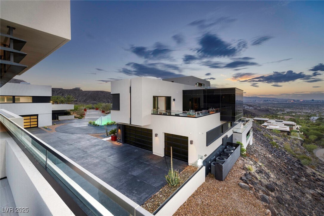 Foto principal - 750 Dragon Ridge Dr