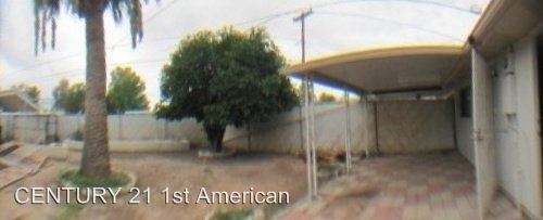 Building Photo - 1454 E Iowa Dr