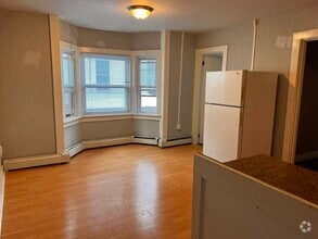 Building Photo - 411 4th St