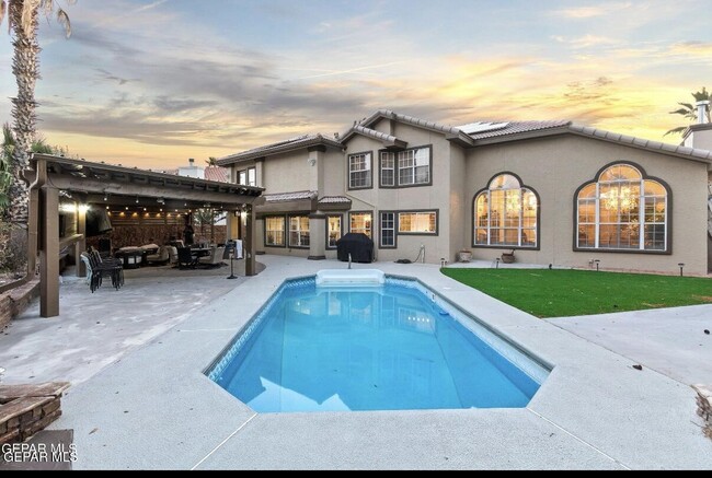 Foto del edificio - 1984 Paseo Granada Ln